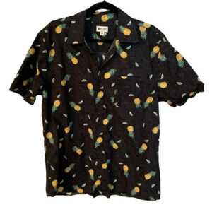 Haggar Clothing pineapple lime button down shirt.